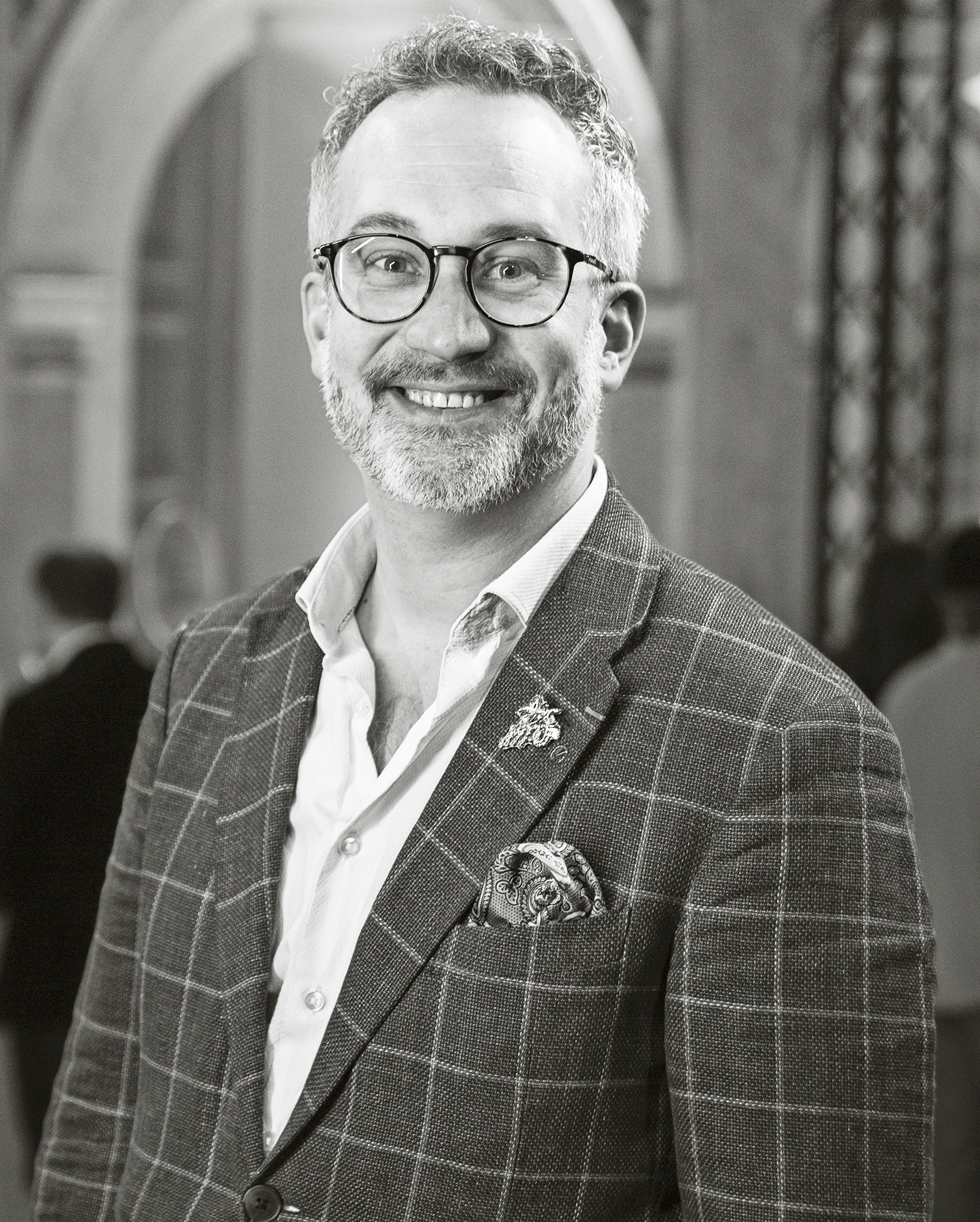 Samuil Angelov - Samppanja pähkinänkuoressa